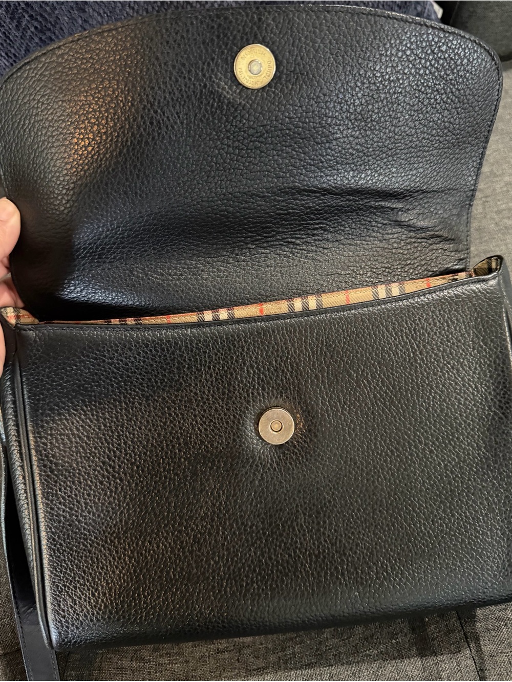 Vintage Burberry Black Leather Crossbody Bag - Picture 3 of 10